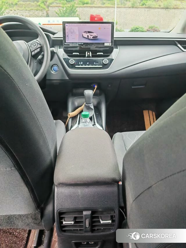 Toyota Corolla id 4262108 из Китая 9