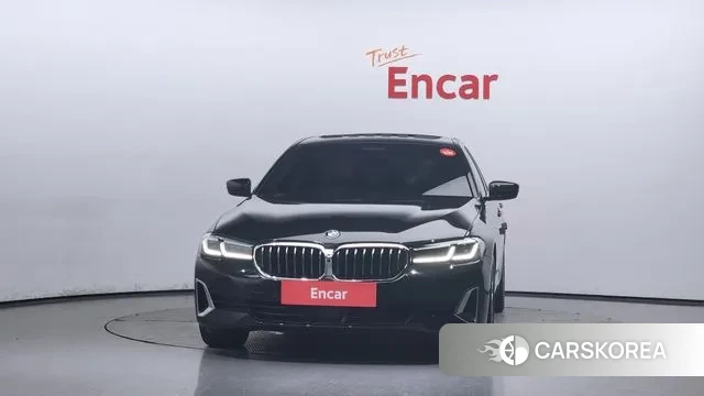 BMW 5 Series (G30) id 3011526 из Кореи 13