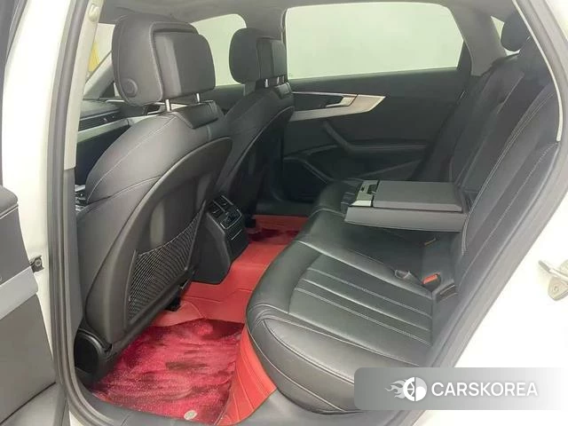 Audi A4L 2022 Белый из Китая, фото 3