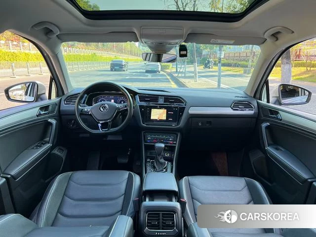 Volkswagen Tiguan L PHEV 2021 Шампань из Китая, фото 3