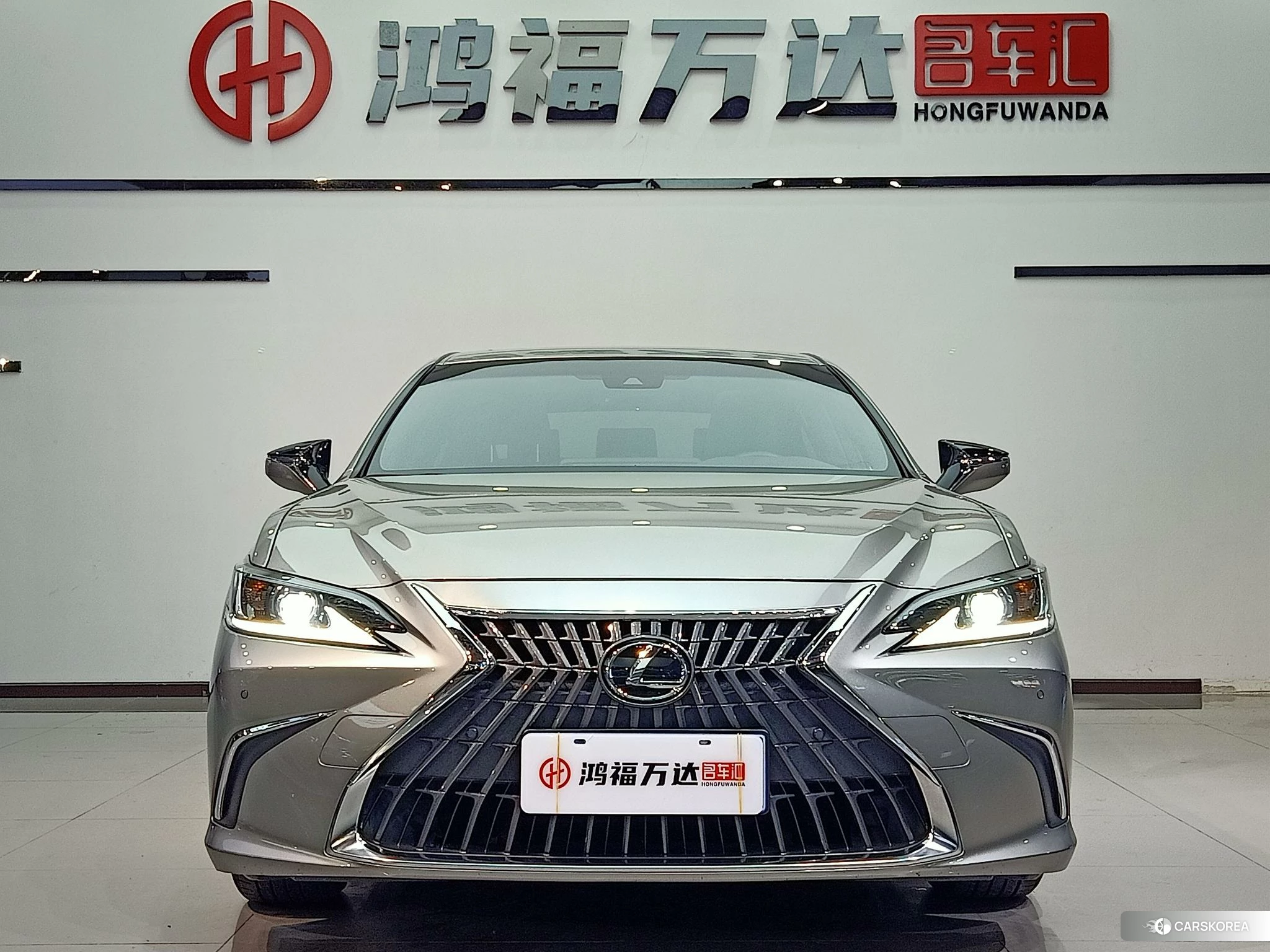 Lexus ES id 4487223 из Китая 18