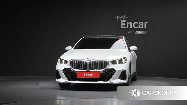 BMW 5 Series (G60) id 4301959 из Кореи 13