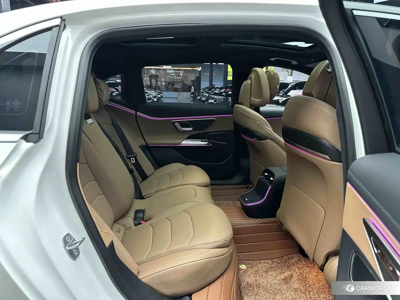 Mercedes-Benz E-Class 2024 Белый из Китая, фото 3