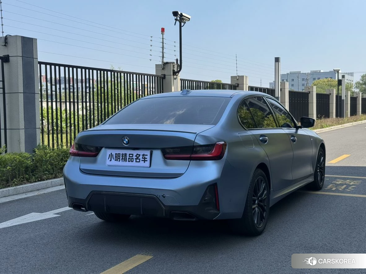 BMW 3 series 2022 Серебристо-серый из Китая, фото 5