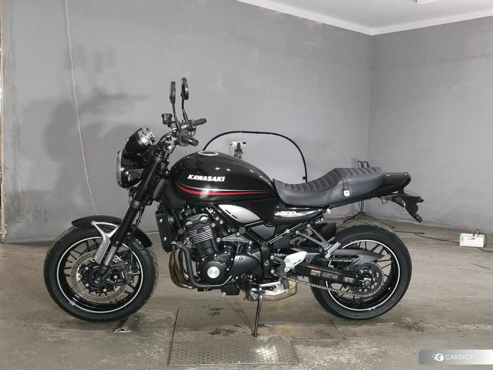 Kawasaki Z900RS 2024 из Японии