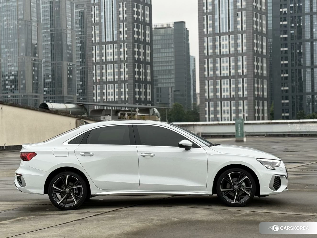 Audi A3 id 4420044 из Китая 8