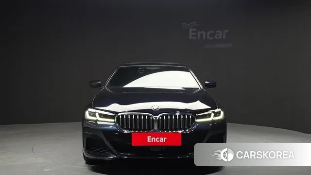 BMW 5 Series (G30) id 3592196 из Кореи 13