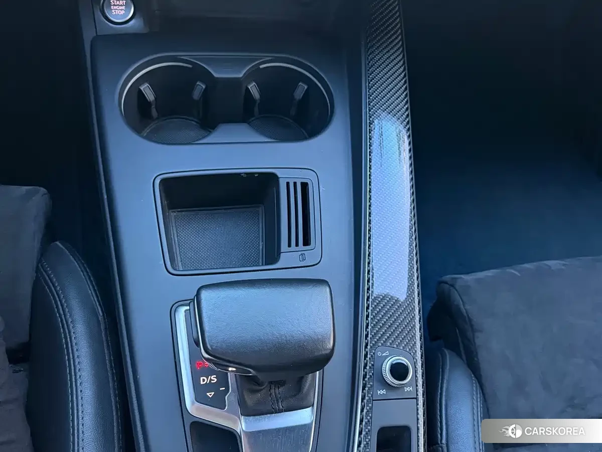 Audi A4L id 4655243 из Китая 8