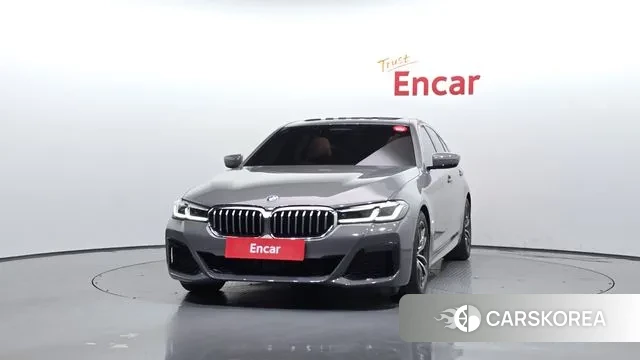 BMW 5 Series (G30) id 3366885 из Кореи 13