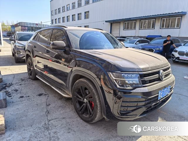 Volkswagen Tourang 2024 Черный из Китая, фото 4