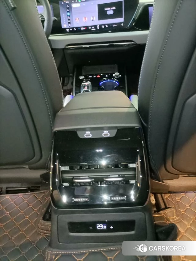 Audi A5L id 4261413 из Китая 9