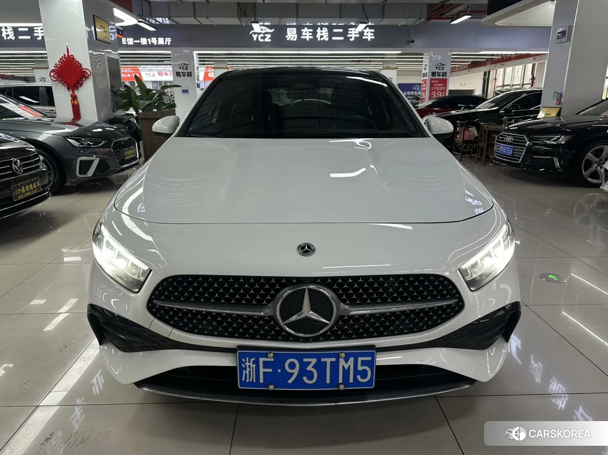 Mercedes-Benz Class A 2022 Белый из Китая, фото 5