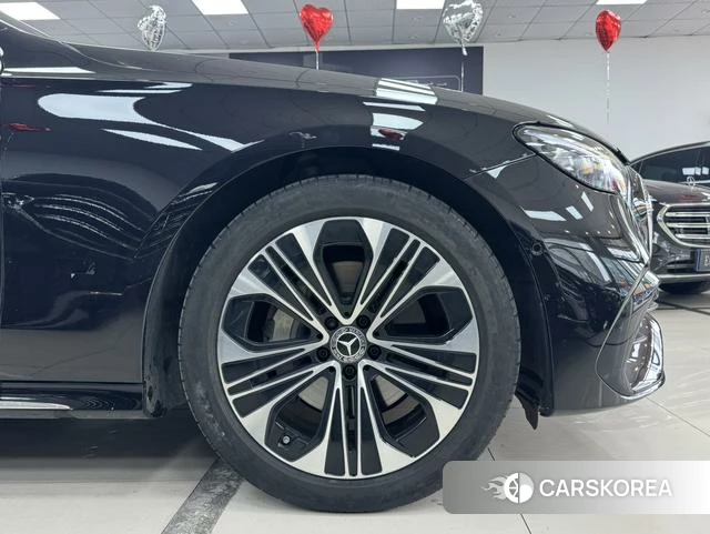 Mercedes-Benz E-class id 4259421 из Китая 15