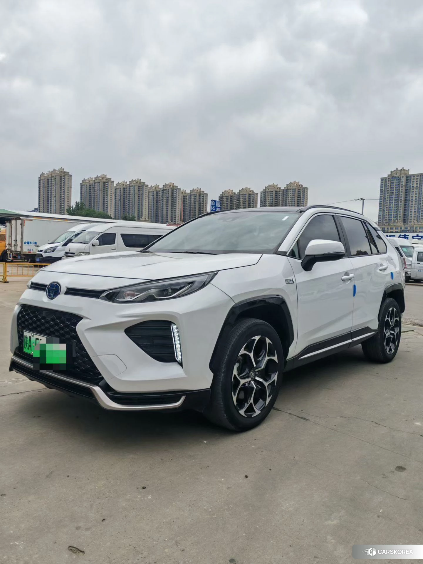 Toyota Weilanda PHEV 2024 Белый из Китая, фото 3