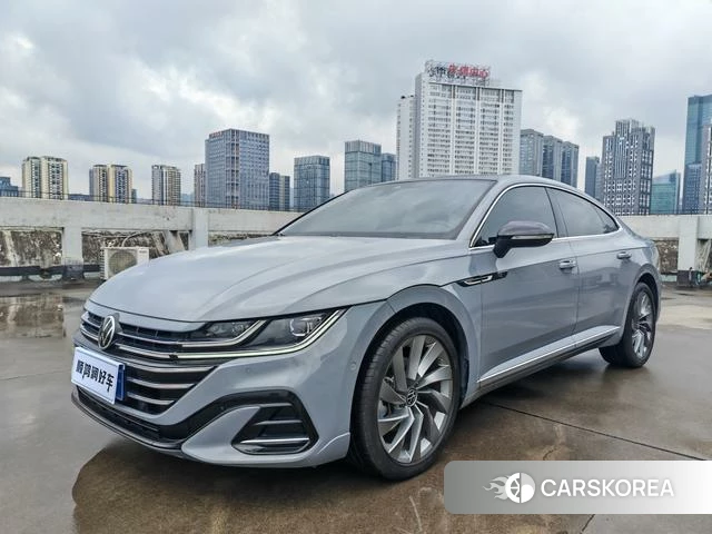 Volkswagen CC 2024 Темно-серый из Китая, фото 3
