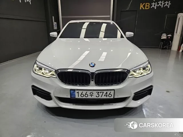 BMW 5 Series (G30) id 3402639 из Кореи 13
