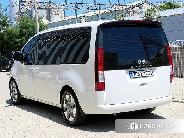 Hyundai Staria id 4360699 из Кореи 13