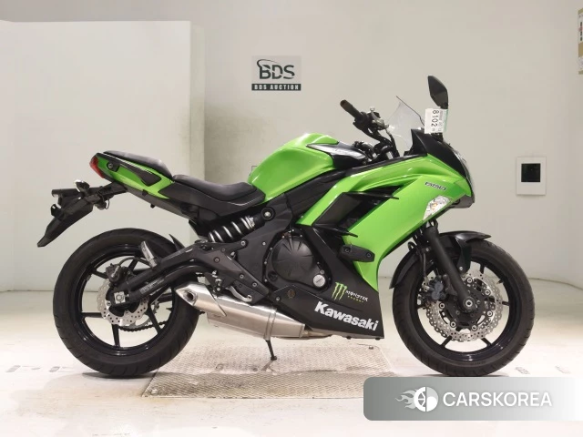 Проданный Kawasaki NINJA 650 2012 из Японии