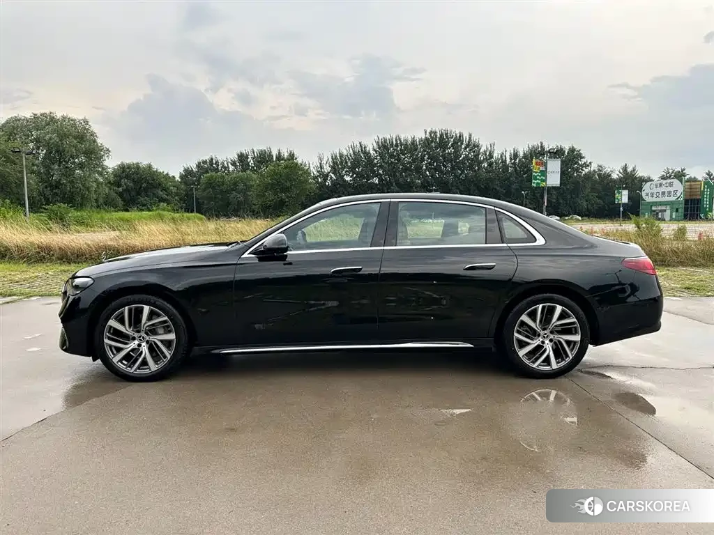 Mercedes-Benz E-Class id 4576744 из Китая 20
