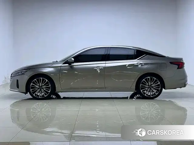 Nissan Teana 2024 Silver/gray из Китая, фото 3