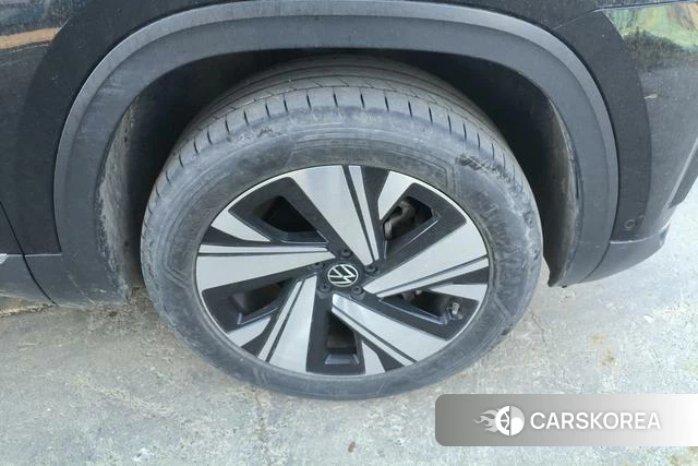 Volkswagen Tourang id 4258000 из Китая 10