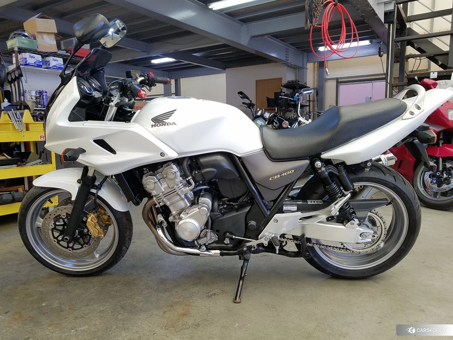 Honda CB400SF BOLDOR 2010 из Японии, фото 2