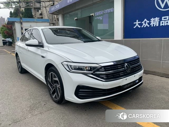 Volkswagen Sagitar 2024 Белый из Китая, фото 3