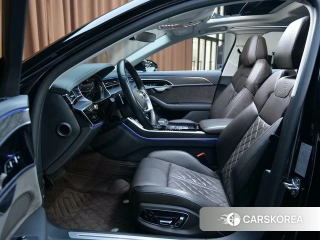Audi A8 2021 Черный из Китая, фото 6