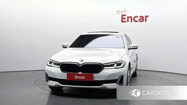 BMW 5 Series (G30) id 3922703 из Кореи 13