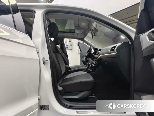 Volkswagen Exploring the shadow id 4353620 из Китая 14