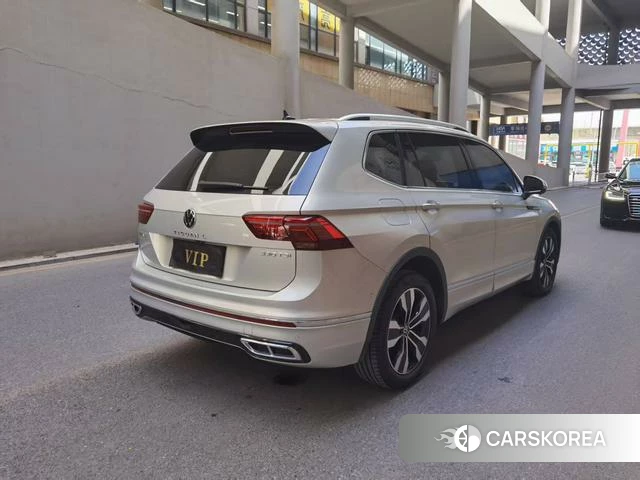 Volkswagen Tiguan L 2021 Шампань из Китая, фото 3