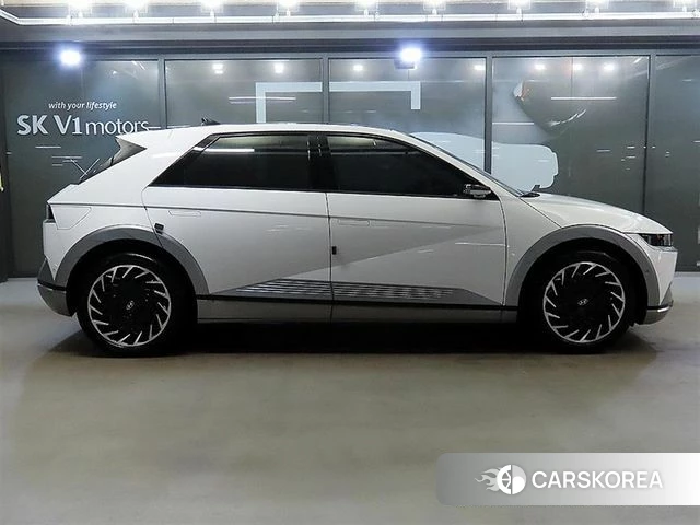 Hyundai Ionic 5 id 3952863 из Кореи 13