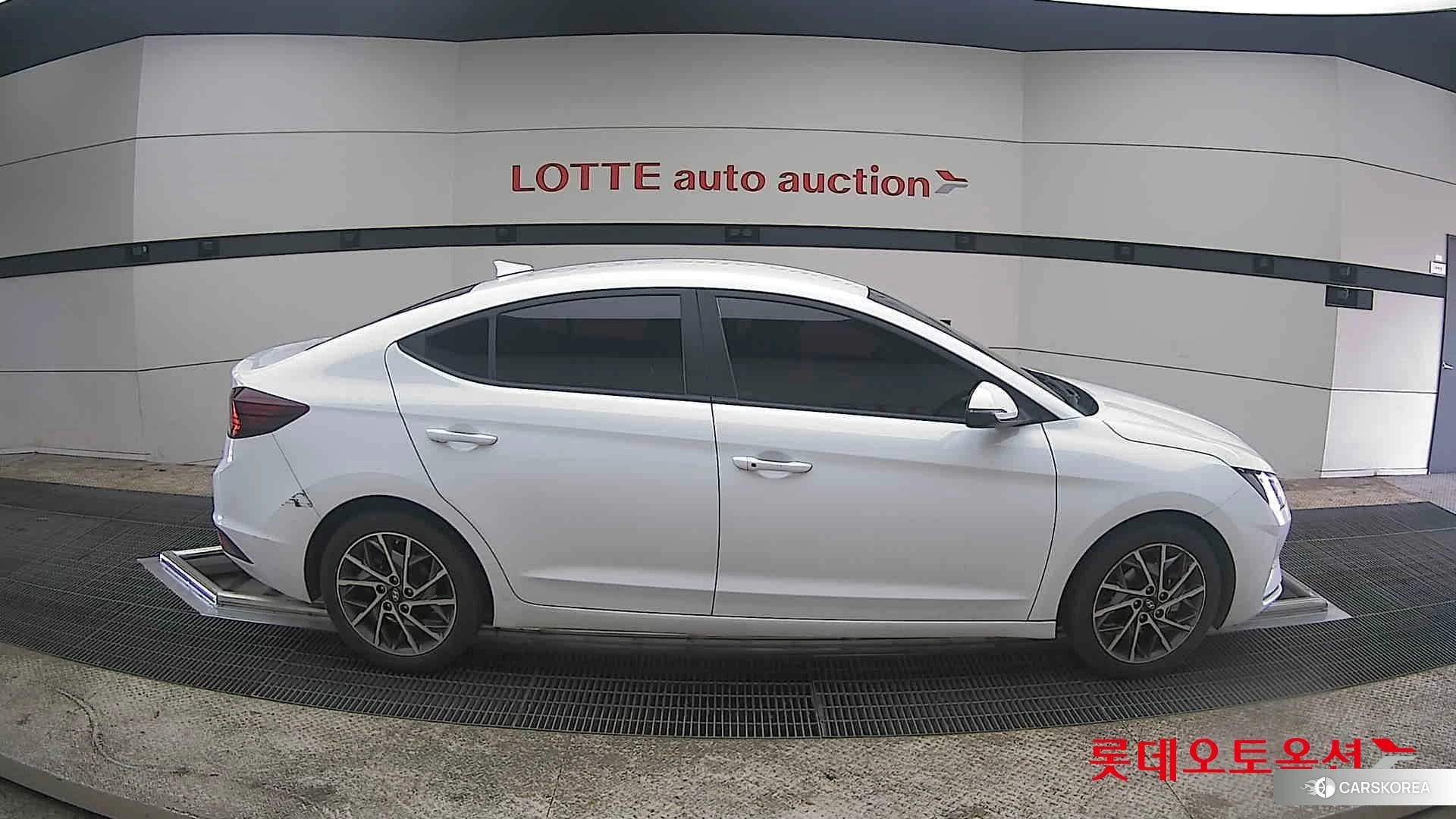 Hyundai Avante id 3869284 из Кореи 23