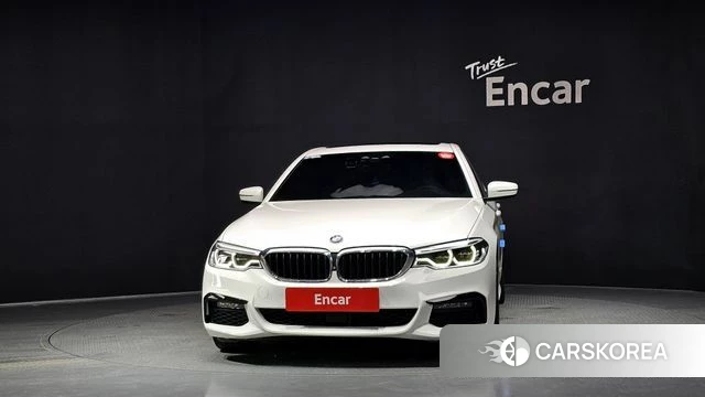 BMW 5 Series (G30) id 4615158 из Кореи 13