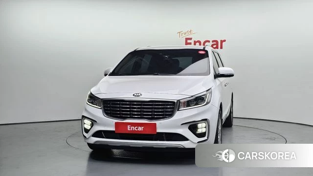 Kia The New Carnival id 4435573 из Кореи 23