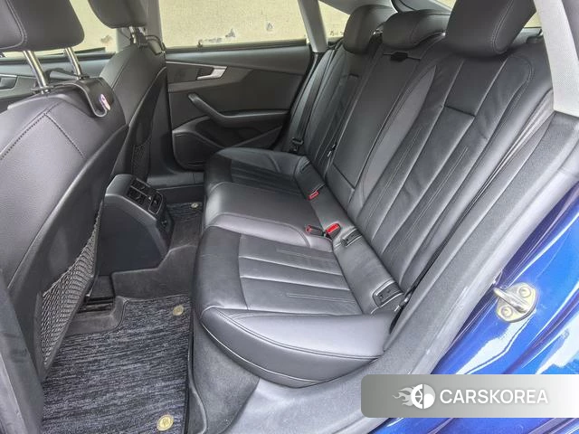 Audi A5 id 4212605 из Китая 10