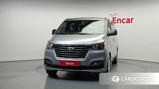 Hyundai The New Grand Starex id 3955359 из Кореи 13