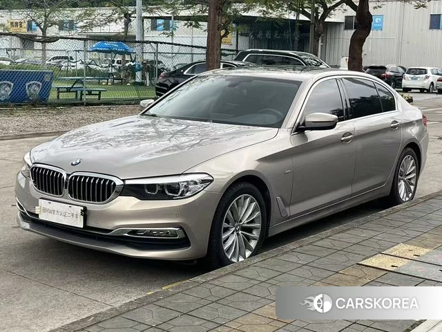 BMW 5 series 2018 Шампань из Китая, фото 3