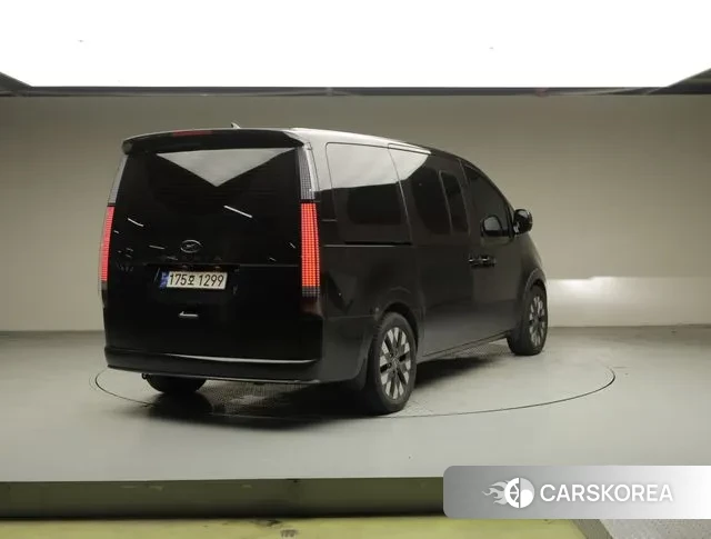 Hyundai Staria id 2968825 из Кореи 13