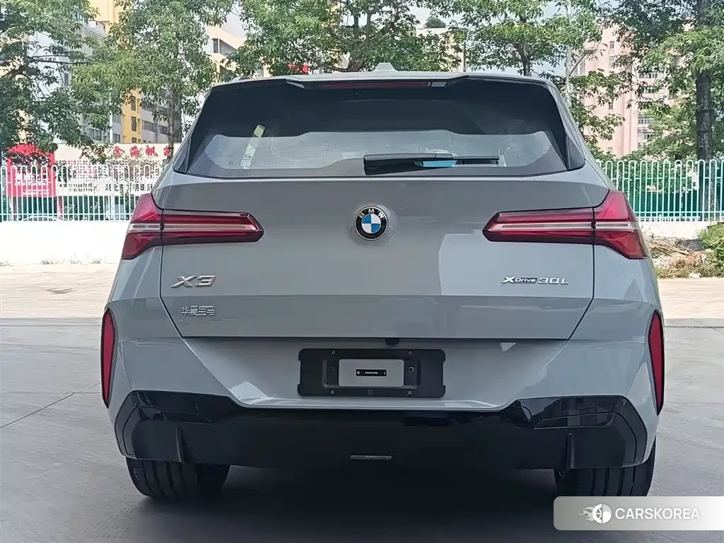 BMW X3 2025 Silver/gray из Китая, фото 6