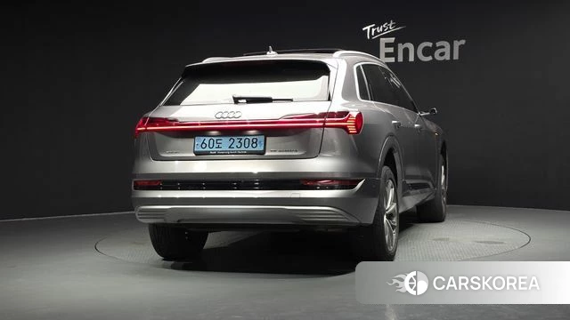 Audi e-Tron id 4625582 из Кореи 23