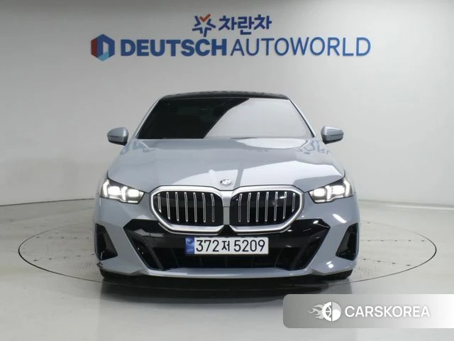 BMW 5 Series (G60) id 4725379 из Кореи 7