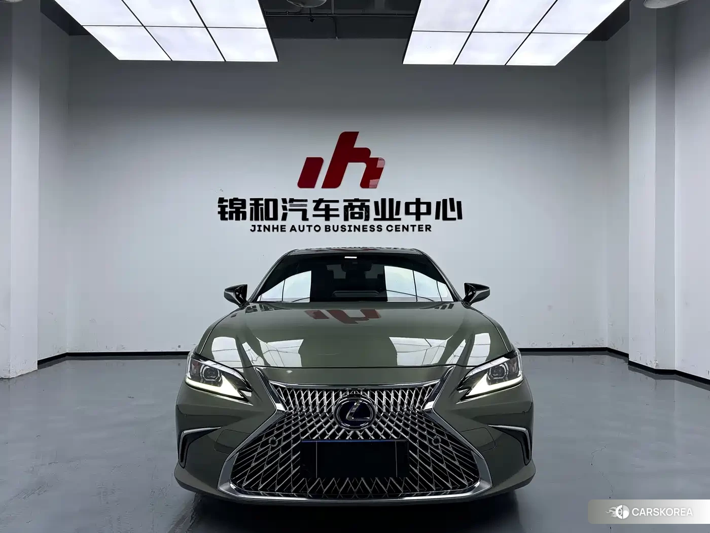 Lexus ES 2022 Зеленый из Китая, фото 3