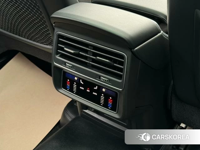 Audi Q8 id 4393398 из Китая 13