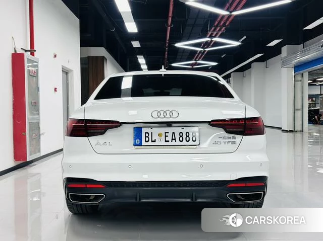 Audi A4L id 4277770 из Китая 9