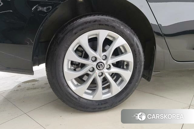 Nissan Xuan Yi id 4208764 из Китая 10