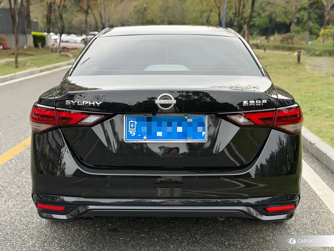 Nissan Sylphy 2024 Черный из Китая, фото 3