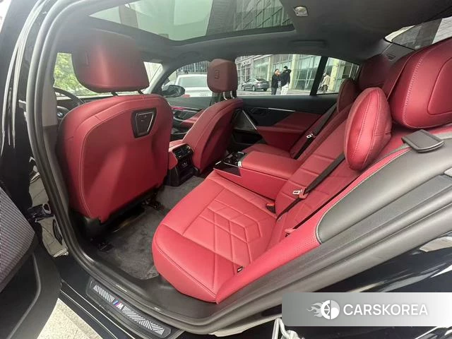 BMW 5 series 2025 Черный из Китая, фото 3