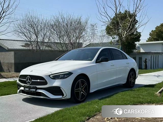 Mercedes-Benz Class C 2023 Белый из Китая, фото 4
