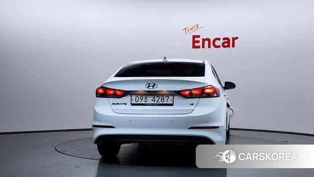 Hyundai Avante AD id 3796388 из Кореи 13